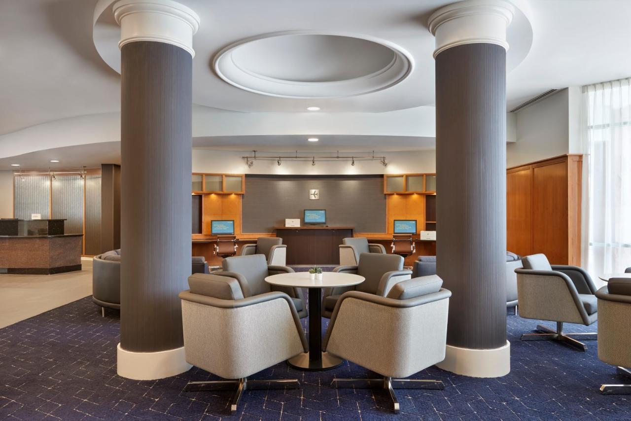 Courtyard By Marriott Toronto Mississauga/Meadowvale Hotel Kültér fotó