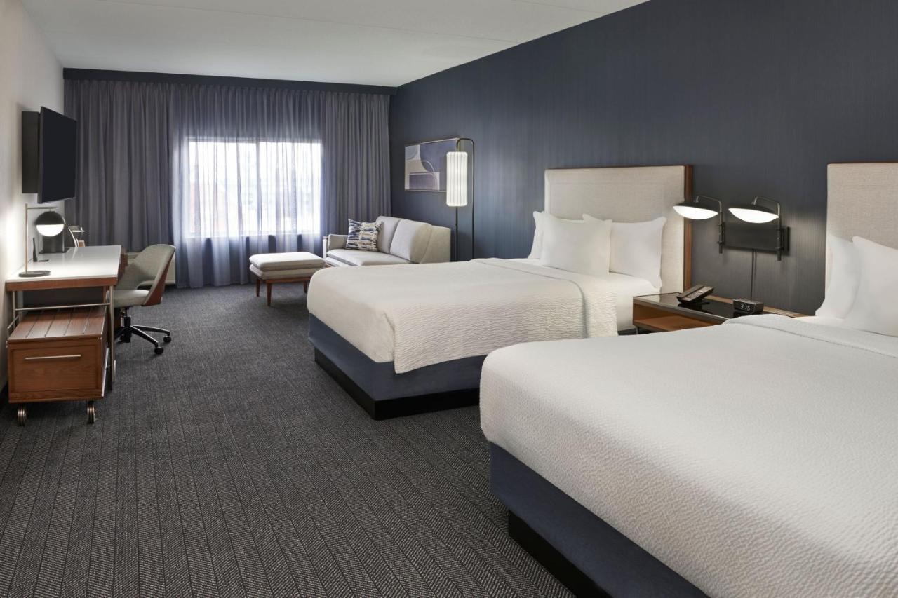 Courtyard By Marriott Toronto Mississauga/Meadowvale Hotel Kültér fotó