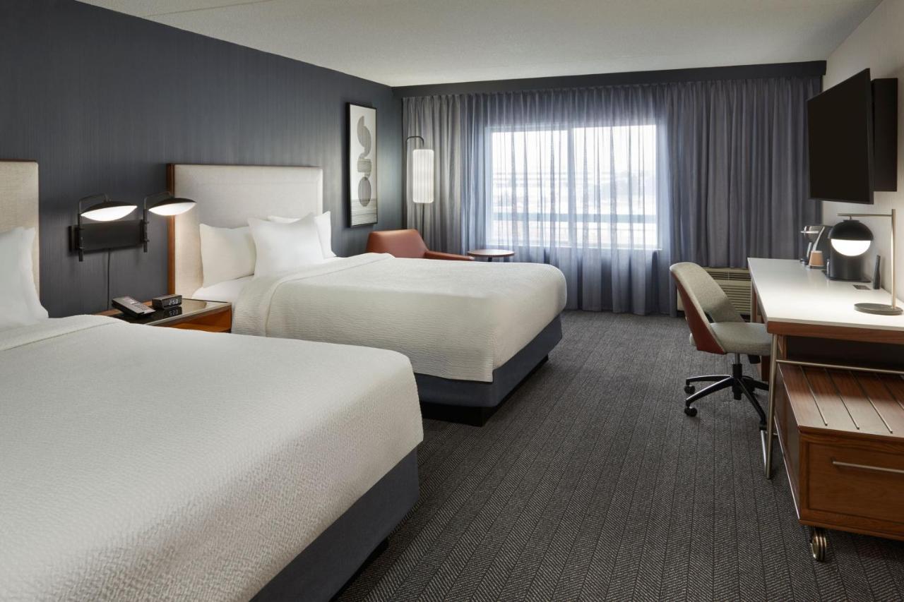 Courtyard By Marriott Toronto Mississauga/Meadowvale Hotel Kültér fotó
