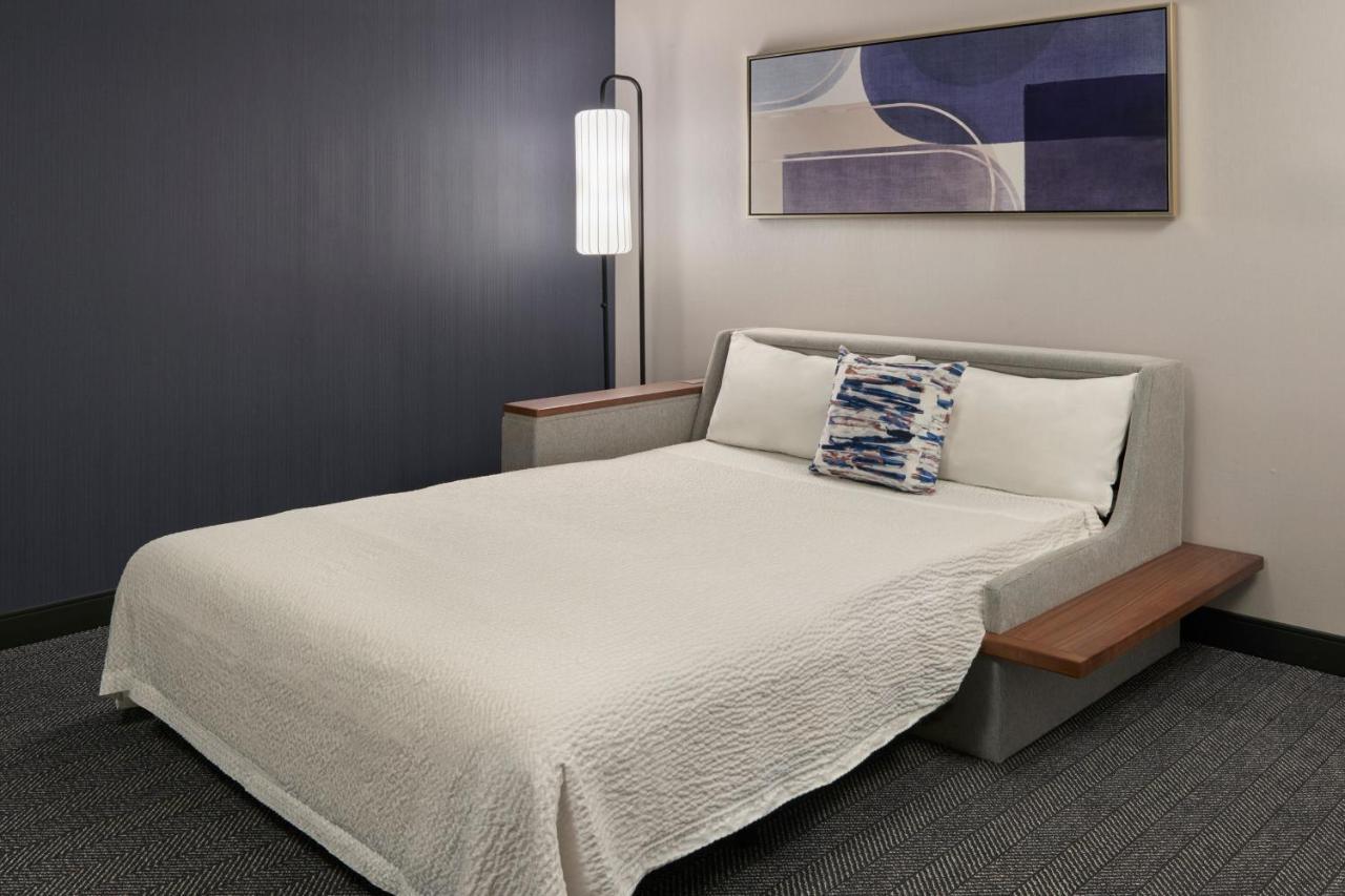 Courtyard By Marriott Toronto Mississauga/Meadowvale Hotel Kültér fotó