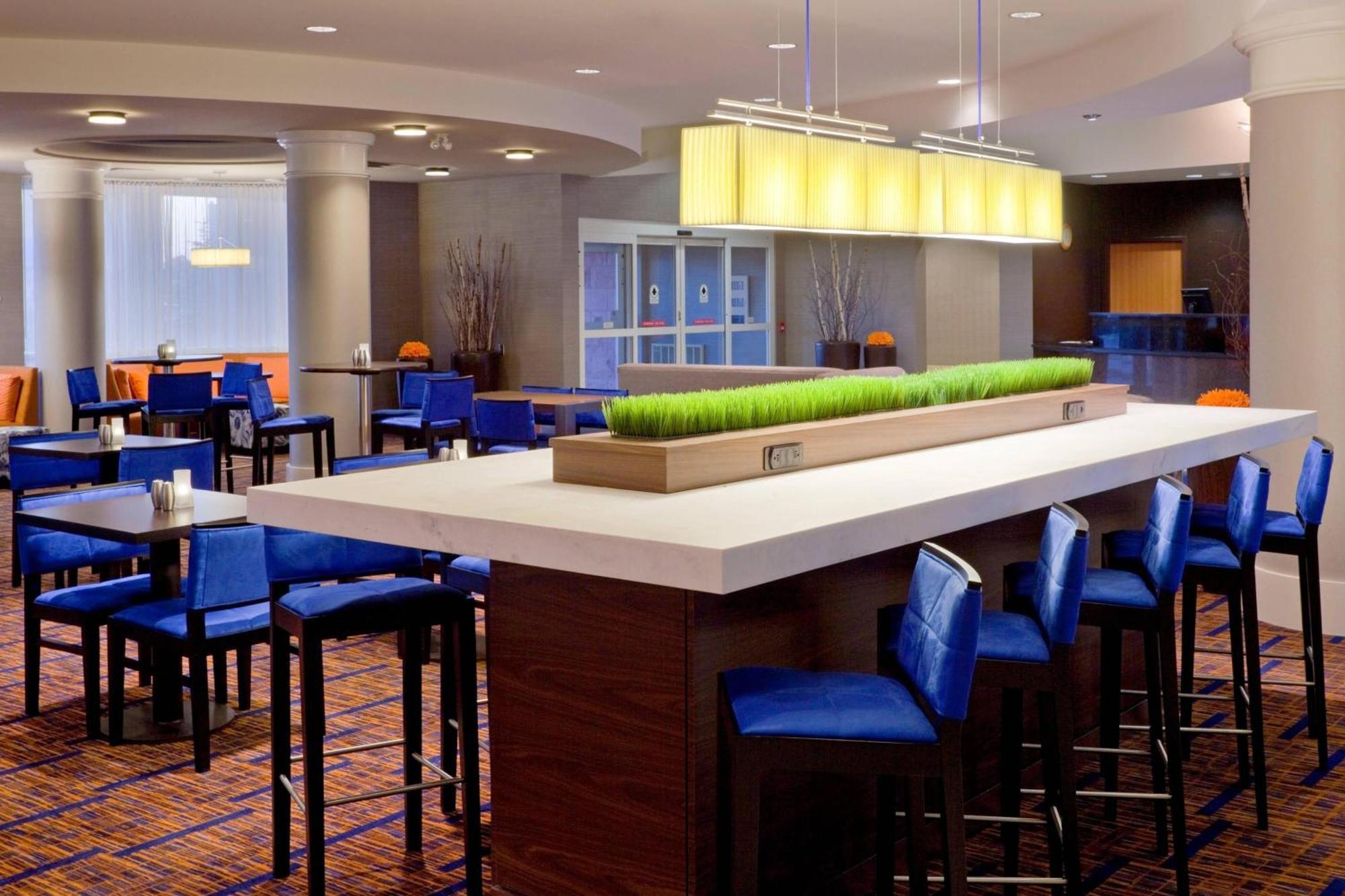 Courtyard By Marriott Toronto Mississauga/Meadowvale Hotel Kültér fotó
